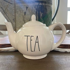 Rae Dunn Tea Pot
